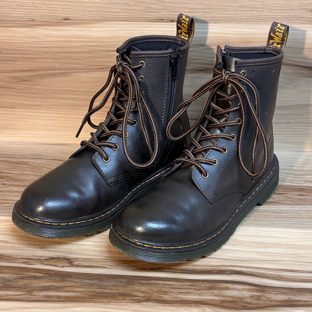 Dr. Martens 1460 Youth boots in dark brown (Big Girl) 6US